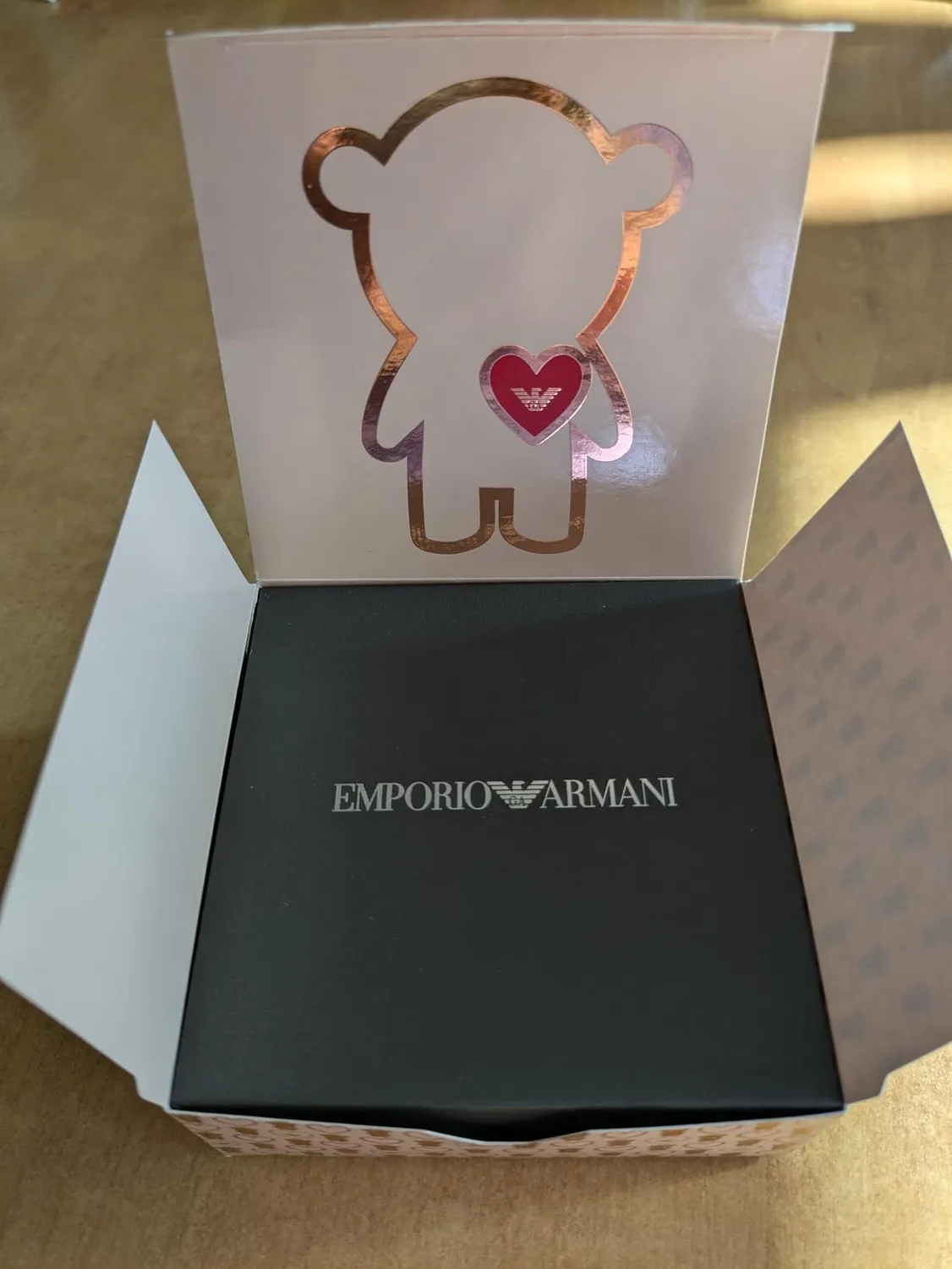 Emporio Armani Collana Donna Oro Nero Lucido Ottone