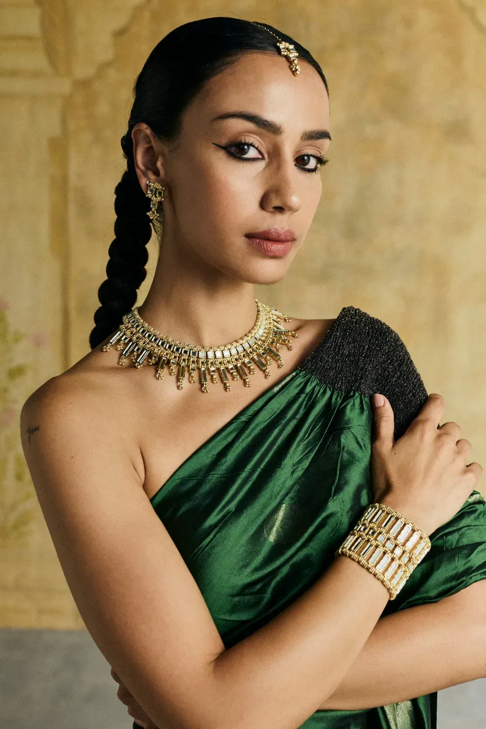 House of Tuhina Look 3 set gioielli oro 4 pezzi