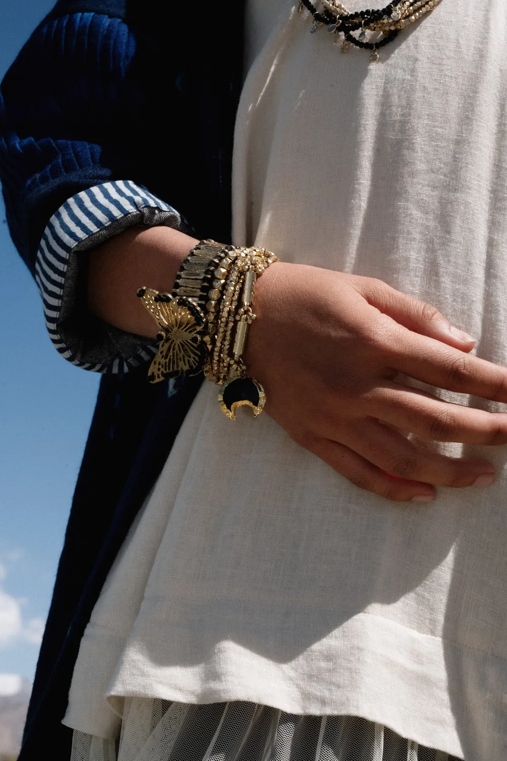 House of Tuhina Indrani bracciale regolabile nero