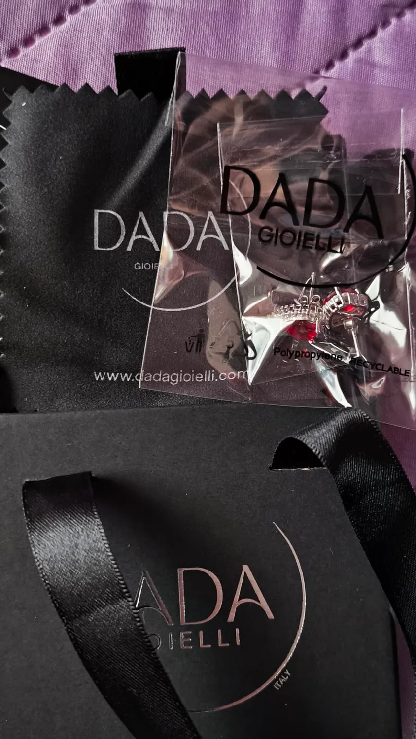 Dada Gioielli Punto Luce Cuore 11mm Orecchini Rosso Rubino