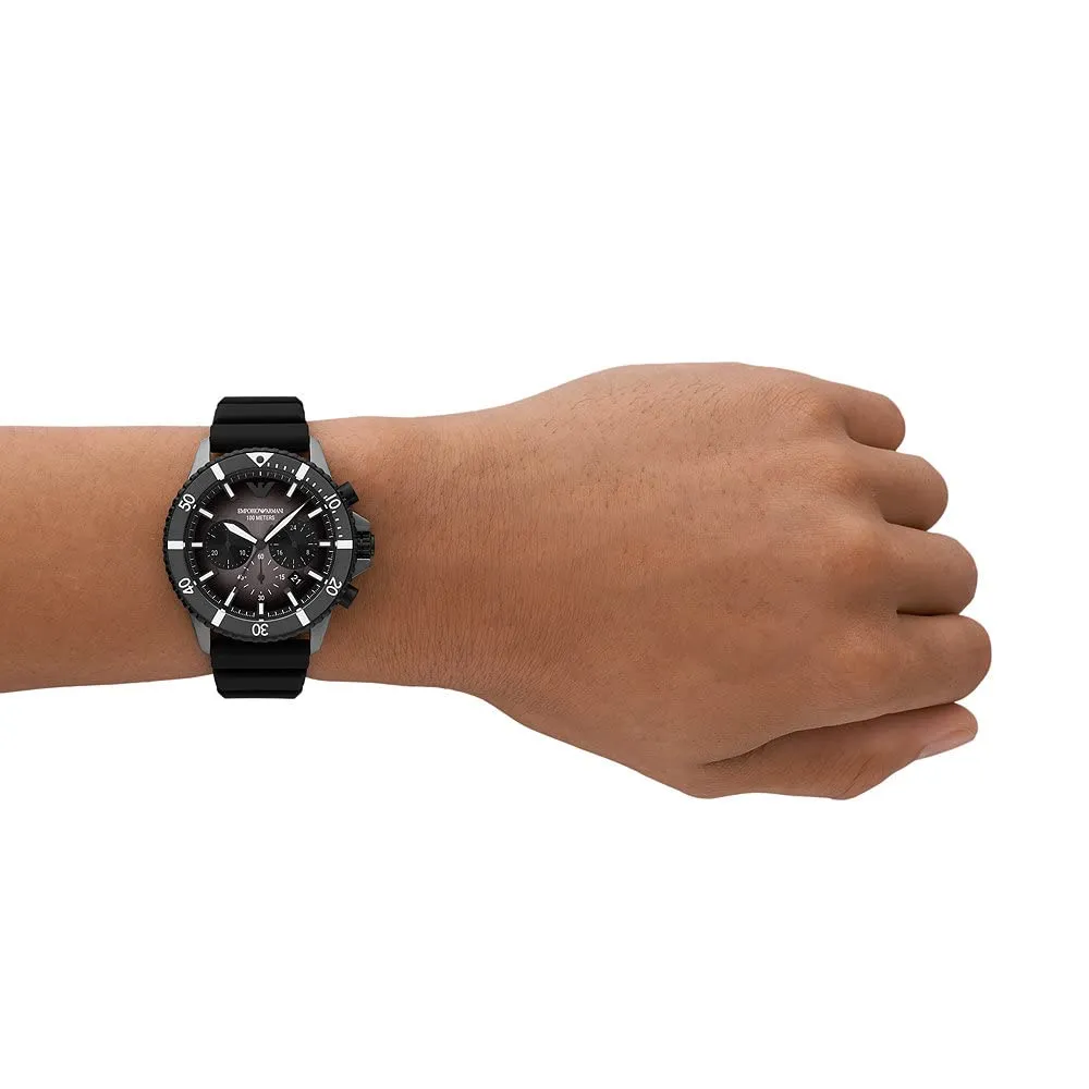 Emporio Armani World Explorer Orologio Nero Carbone