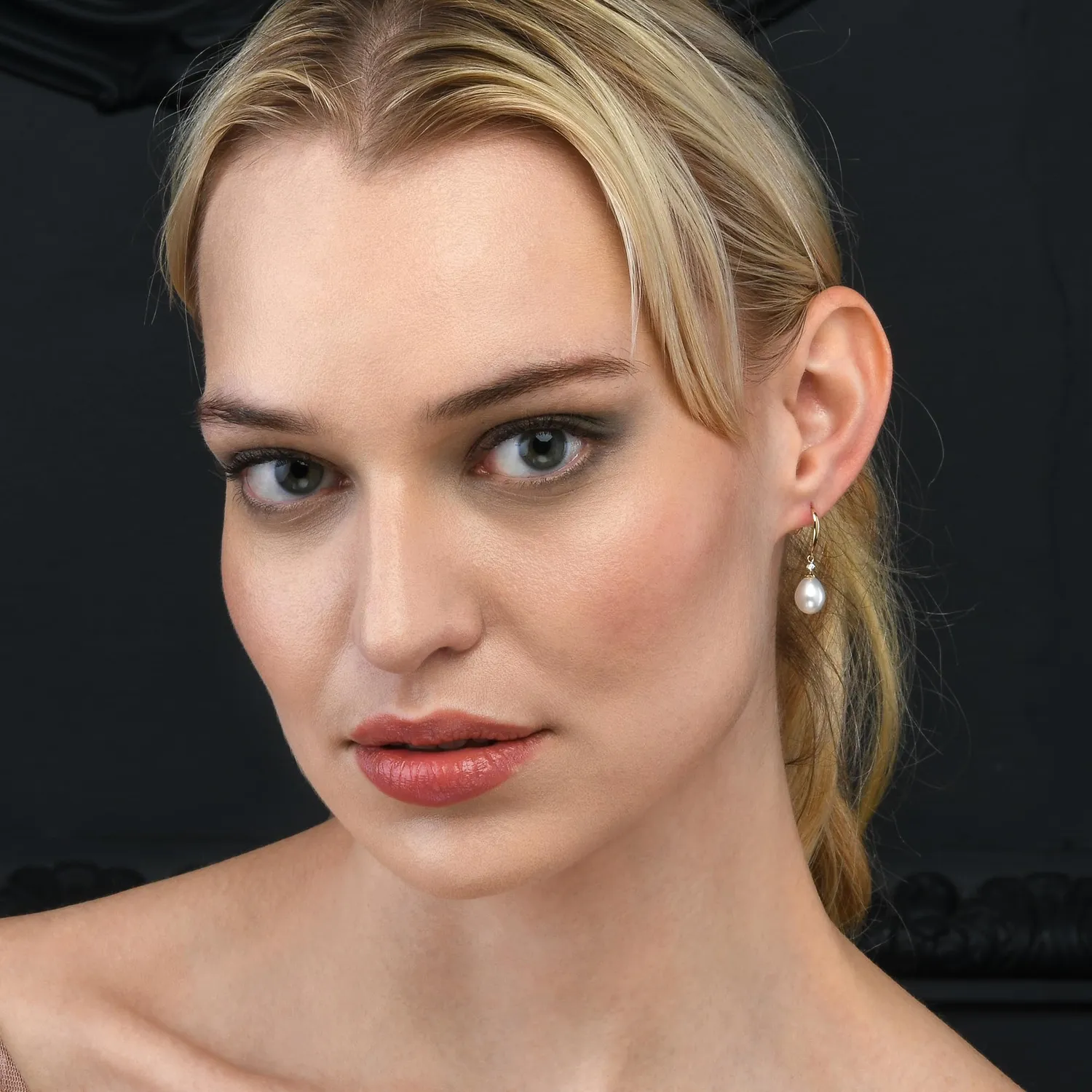 Diamond Treats Orecchini Pendenti Perle Oro Giallo 9K 8-8,5 mm