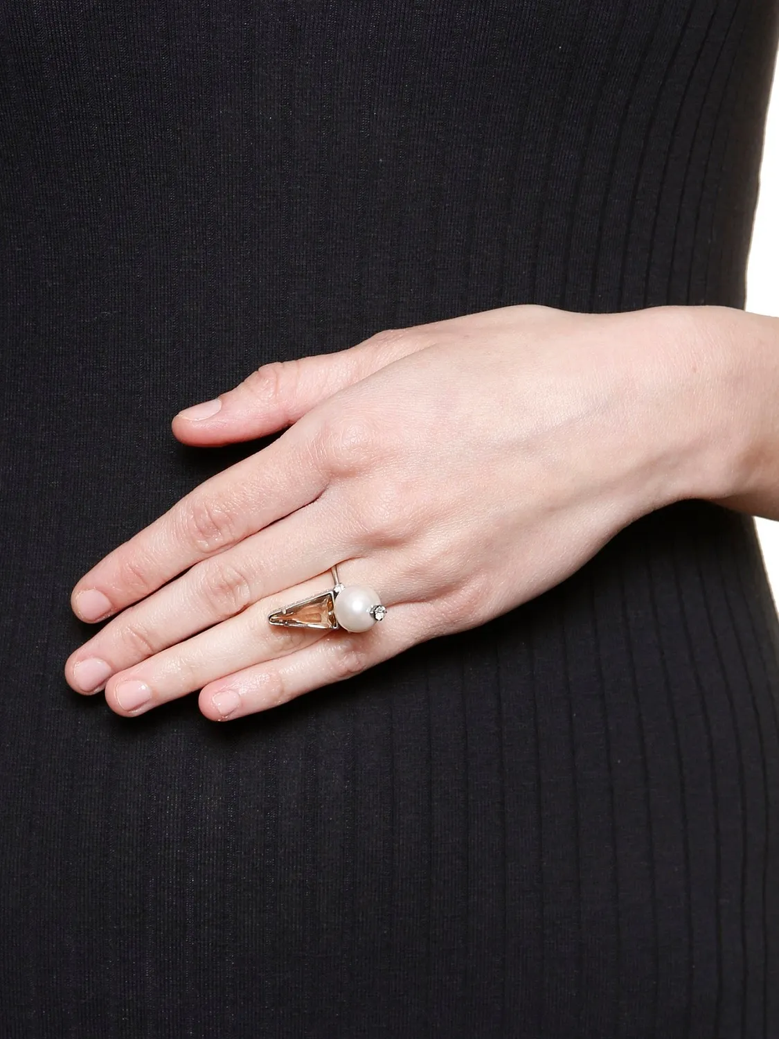 Rada Triangolo anello perla beige