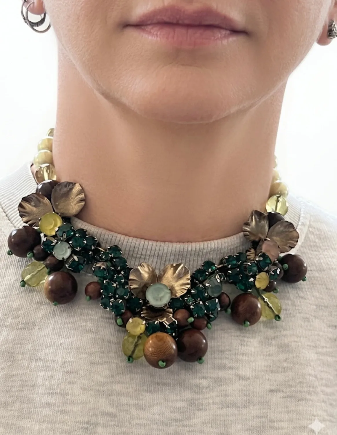 Rada Collana Tropicale Cordino pietre verdi e perle