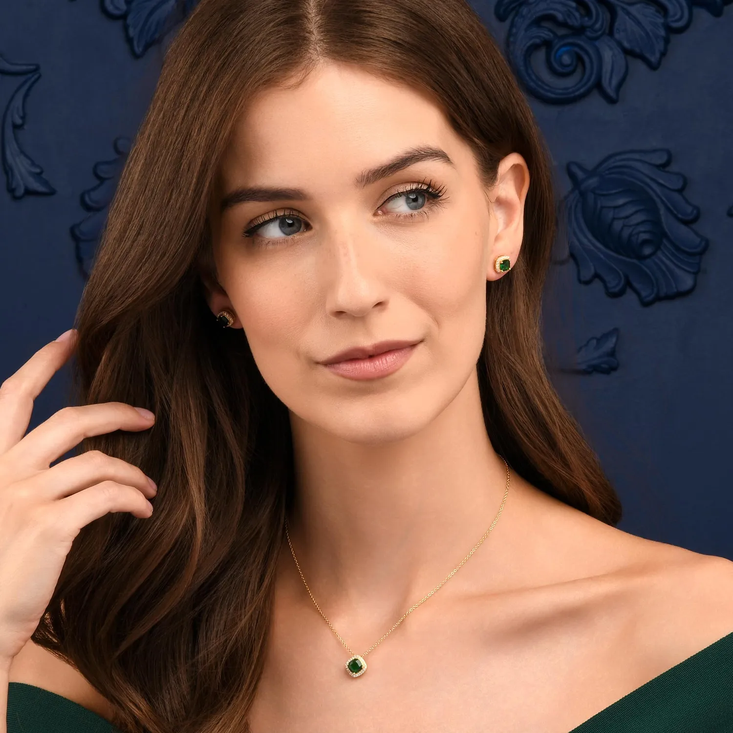 Diamond Treats Halo Cuscino collana argento oro pietra verde