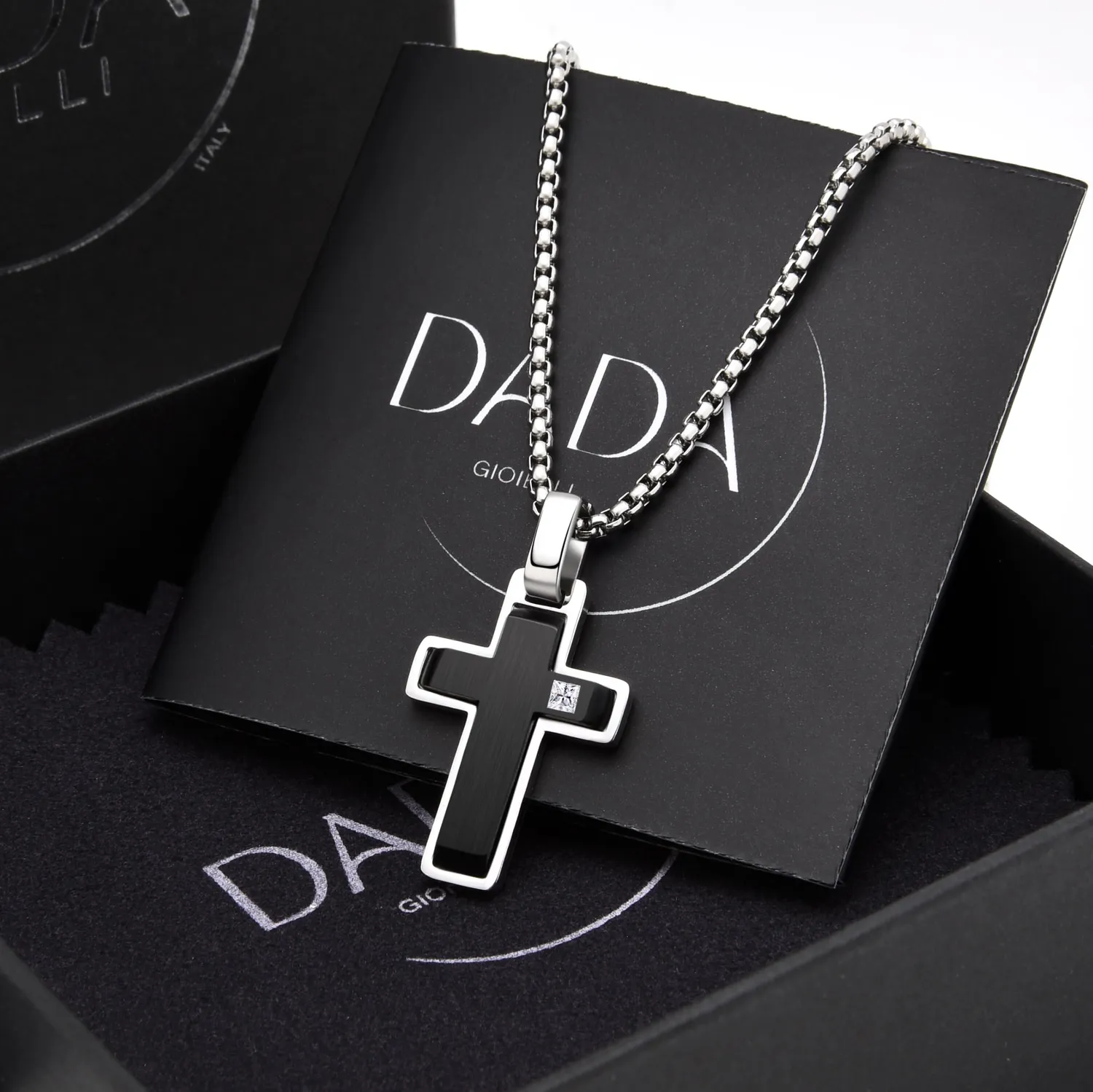 Dada Gioielli Croce Zircone Brillante Collana Nero in Acciaio