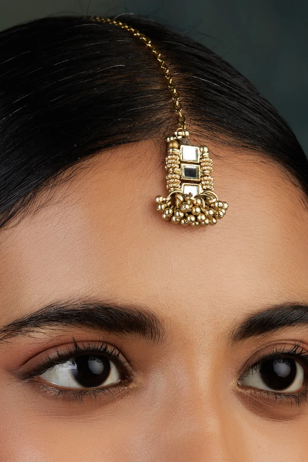 House of Tuhina Mirror Falak maangtika oro specchio