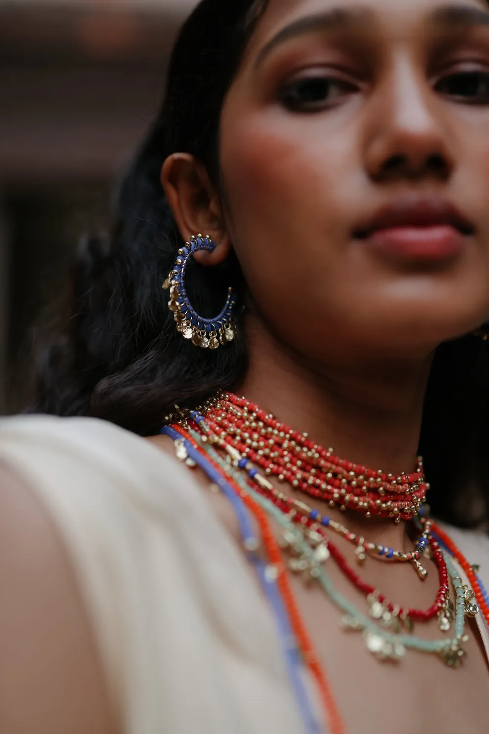 House of Tuhina Ruhani collana Blue Grey oro sun