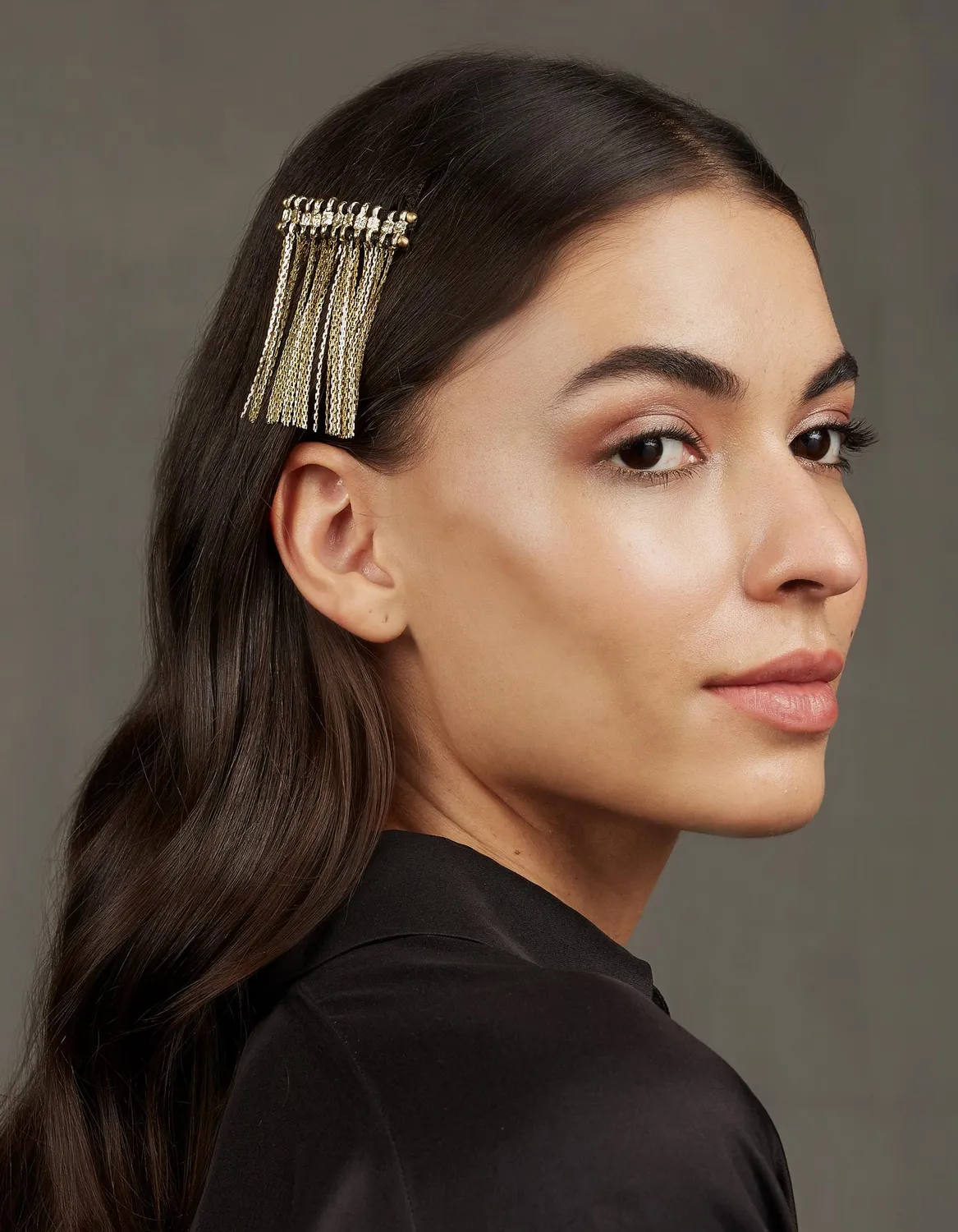 House of Tuhina Aliza Fringe Molletta Capelli Corallo Smaltata