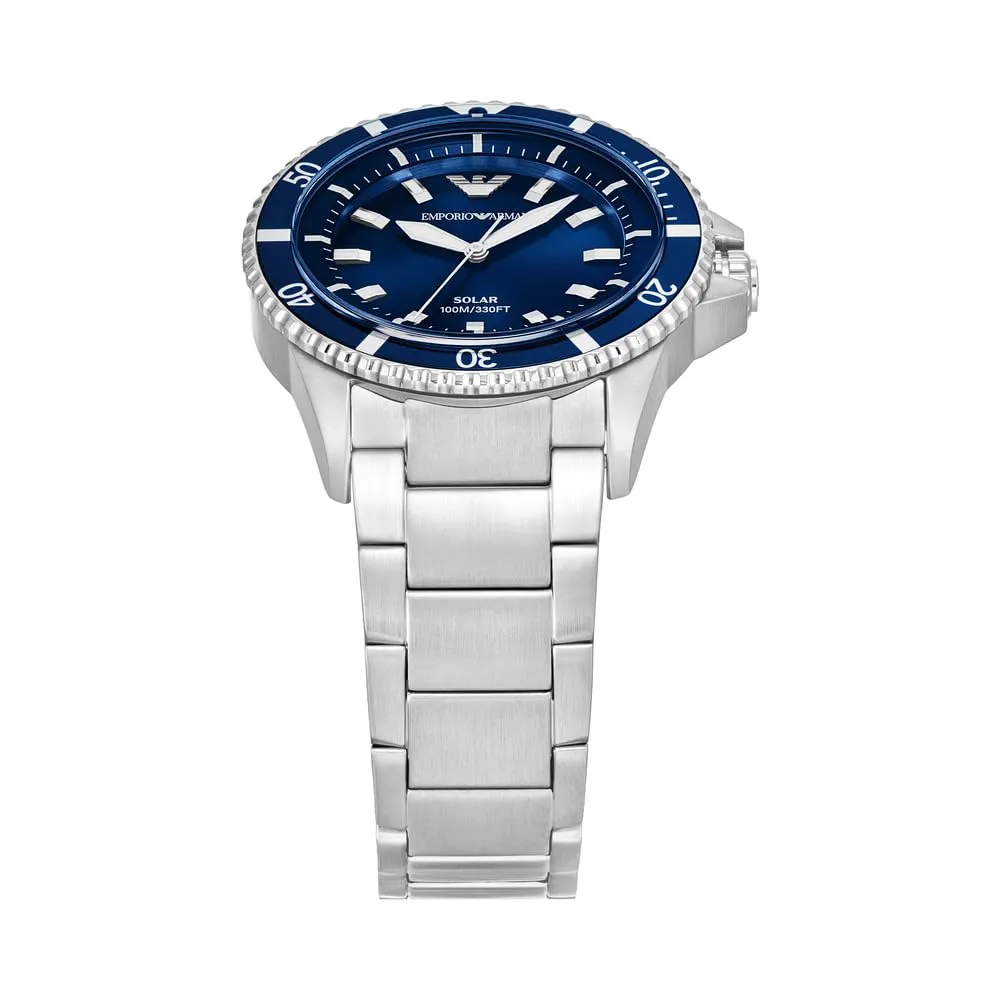 Emporio Armani orologio logo aquila stile metropolitano