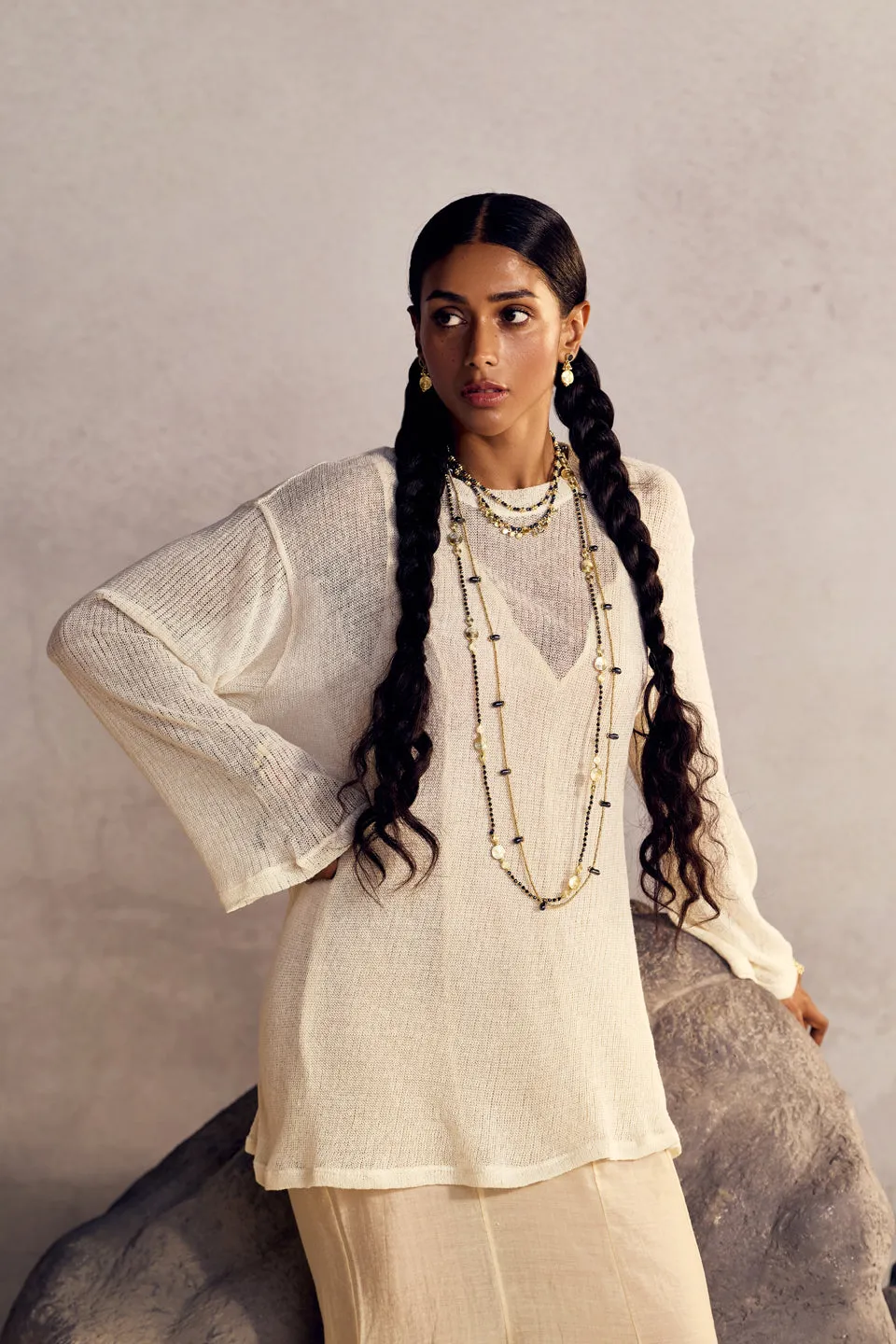 House of Tuhina Aarohi collana Moon Gold intrecciata a mano