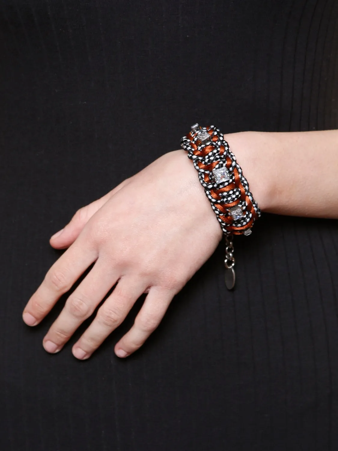 Rada Corda Intrecciata Bracciale Nero Marrone cristalli