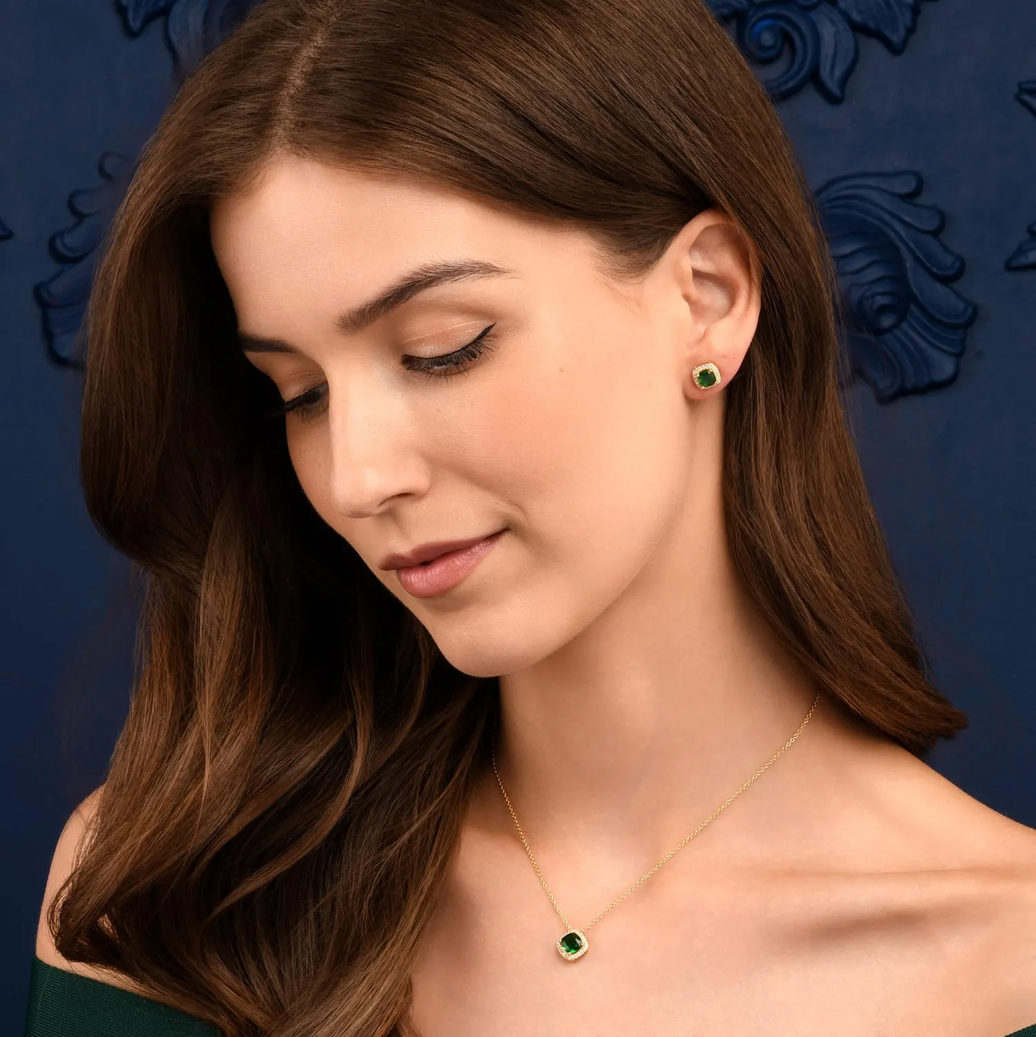 Diamond Treats Halo Cuscino collana argento oro pietra verde