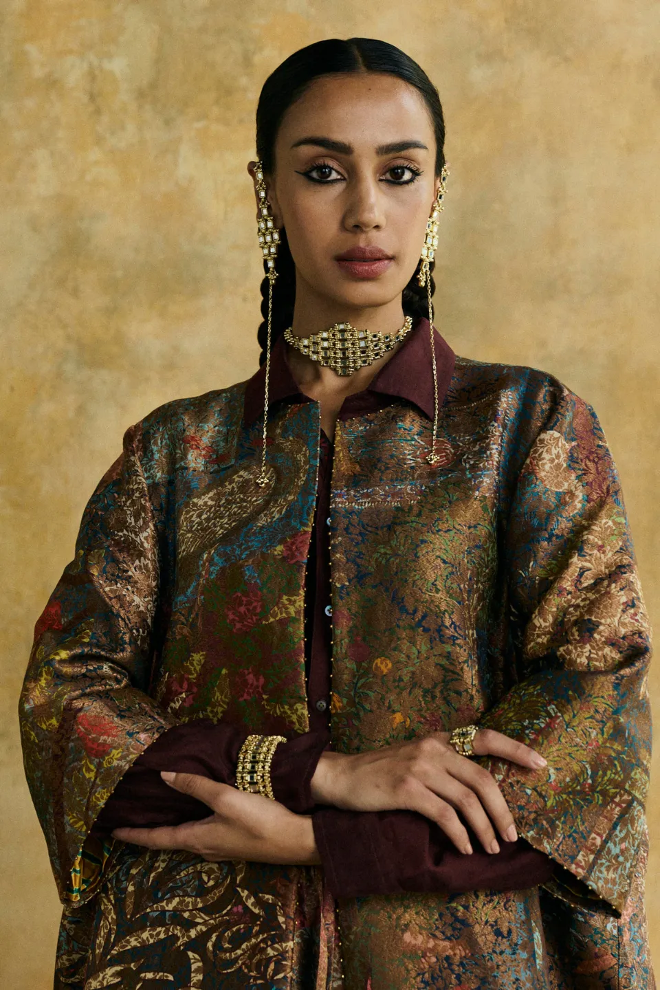 House of Tuhina Look 5 set gioielli oro 4 pezzi