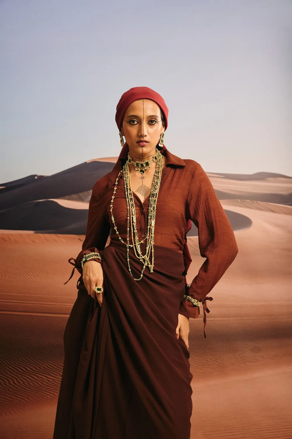 House of Tuhina Lalita bracciale bordeaux pietra naturale