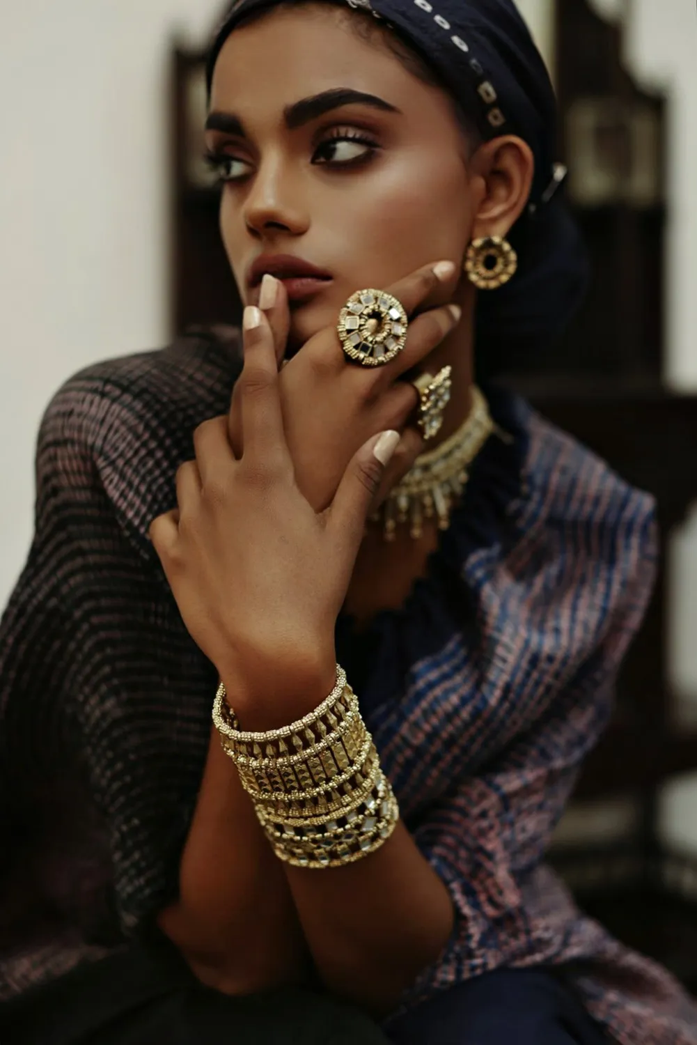 House of Tuhina Mirror Saar anello specchio oro argento
