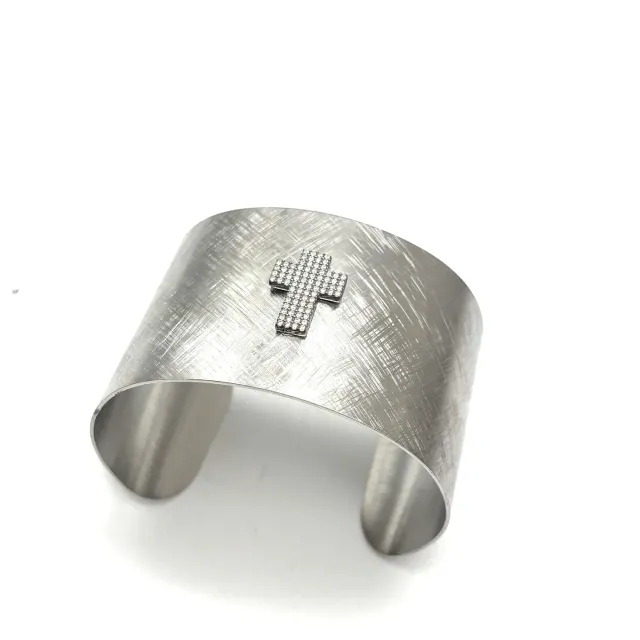 Ornamenta Croce bracciale fascia rigido argentato regolabile