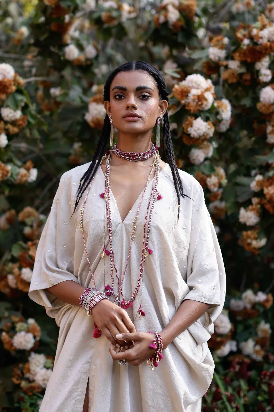 House of Tuhina Manjari collana rosa loto fatta a mano