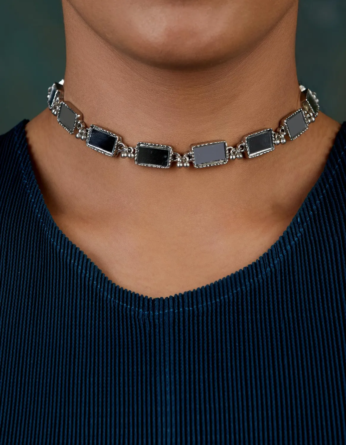 House of Tuhina Mirror Brick choker oro a specchio