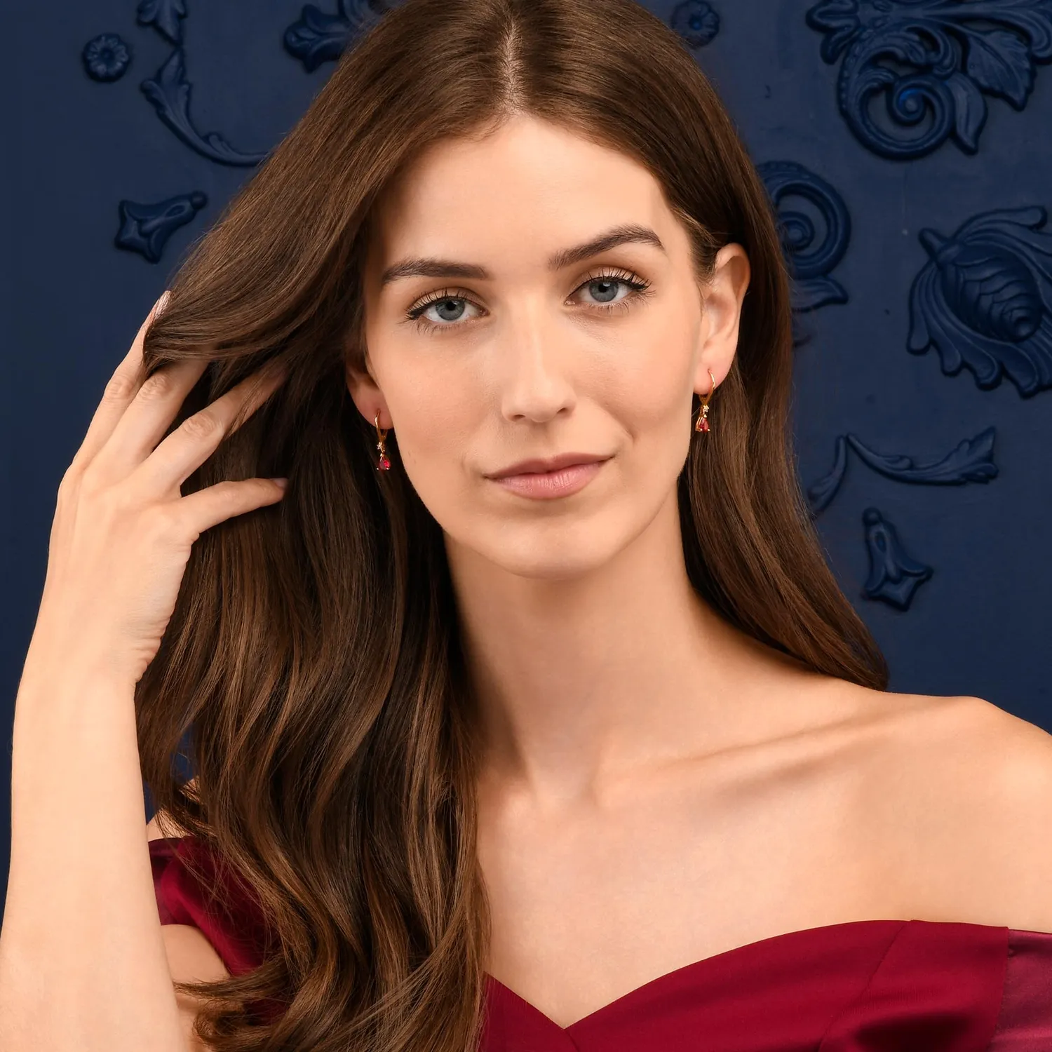 Diamond Treats orecchini pendenti oro pietra rossa donna