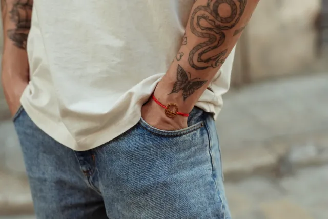 Saika Torii Gold bracciale nero acciaio PVD oro