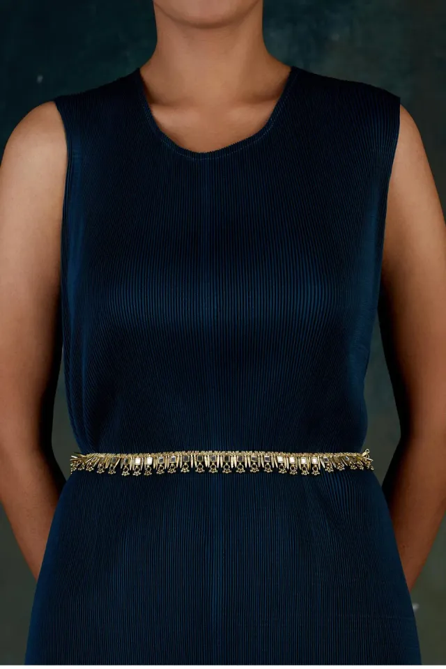 House of Tuhina Falak Spike cintura oro specchio