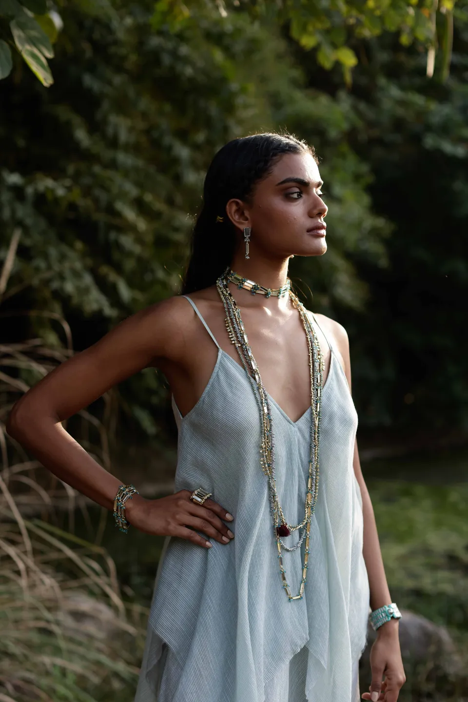 House of Tuhina Gold Beaded collana lunga perline