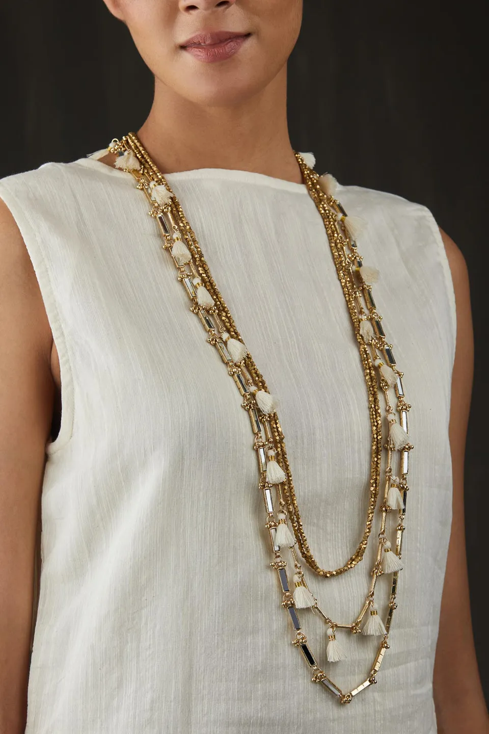 House of Tuhina Mirror Tassel Multistrato collana bianca
