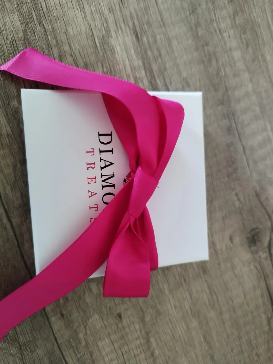 Diamond Treats Orecchini Ferro Cavallo Oro Zirconi Argento