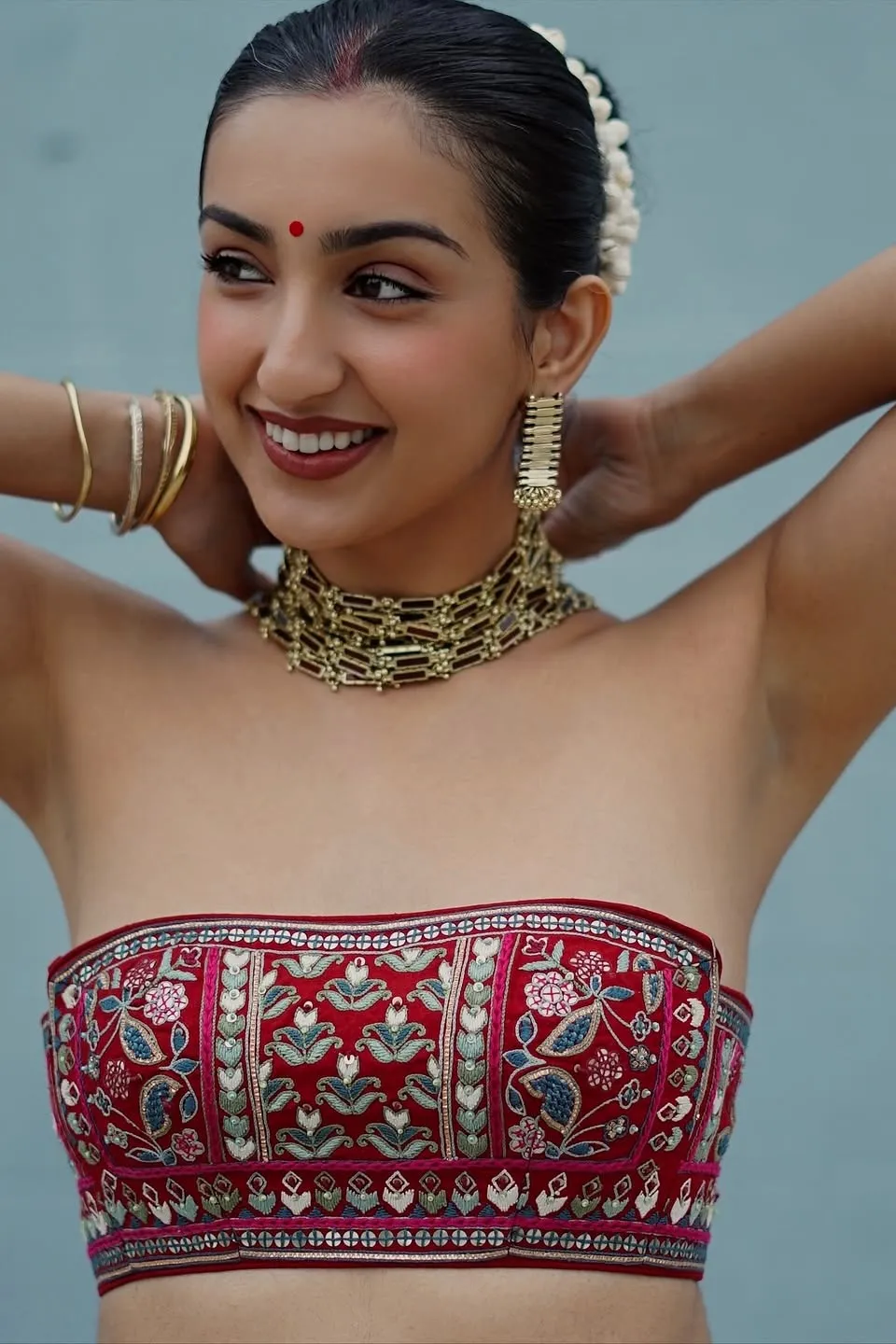 House of Tuhina Enamel Link Choker collana bordeaux smalto oro