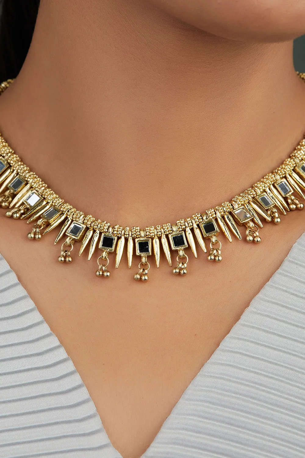 House of Tuhina Mirror Falak Spike collana oro argento