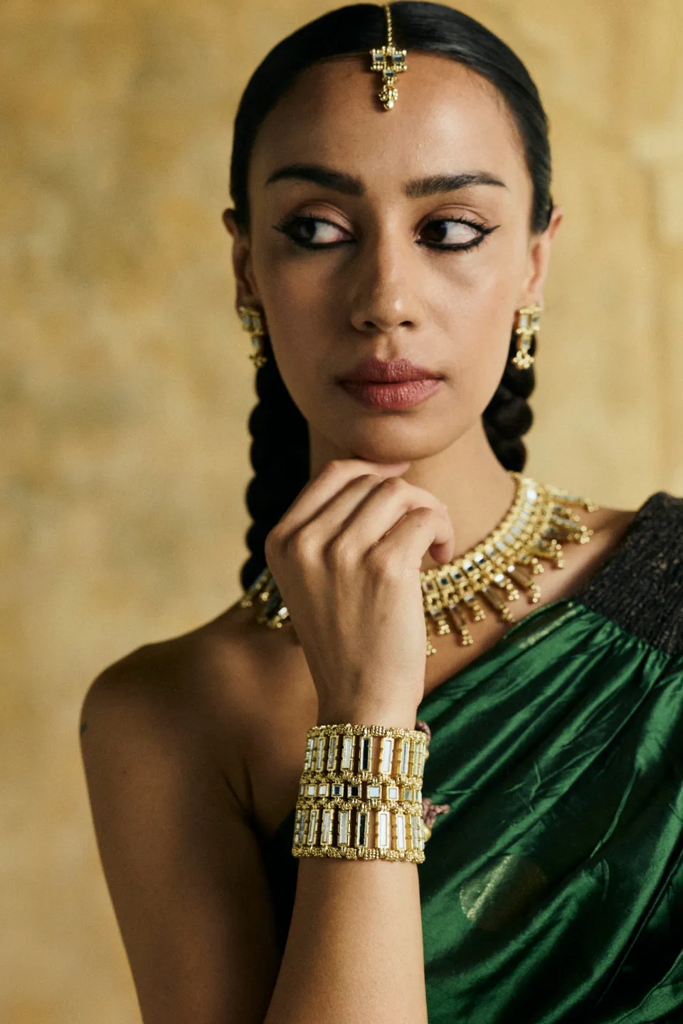 House of Tuhina Look 3 set gioielli oro 4 pezzi