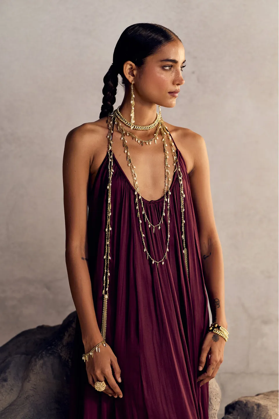 House of Tuhina Nayra Necktie Collana Moon Gold Fatta a Mano