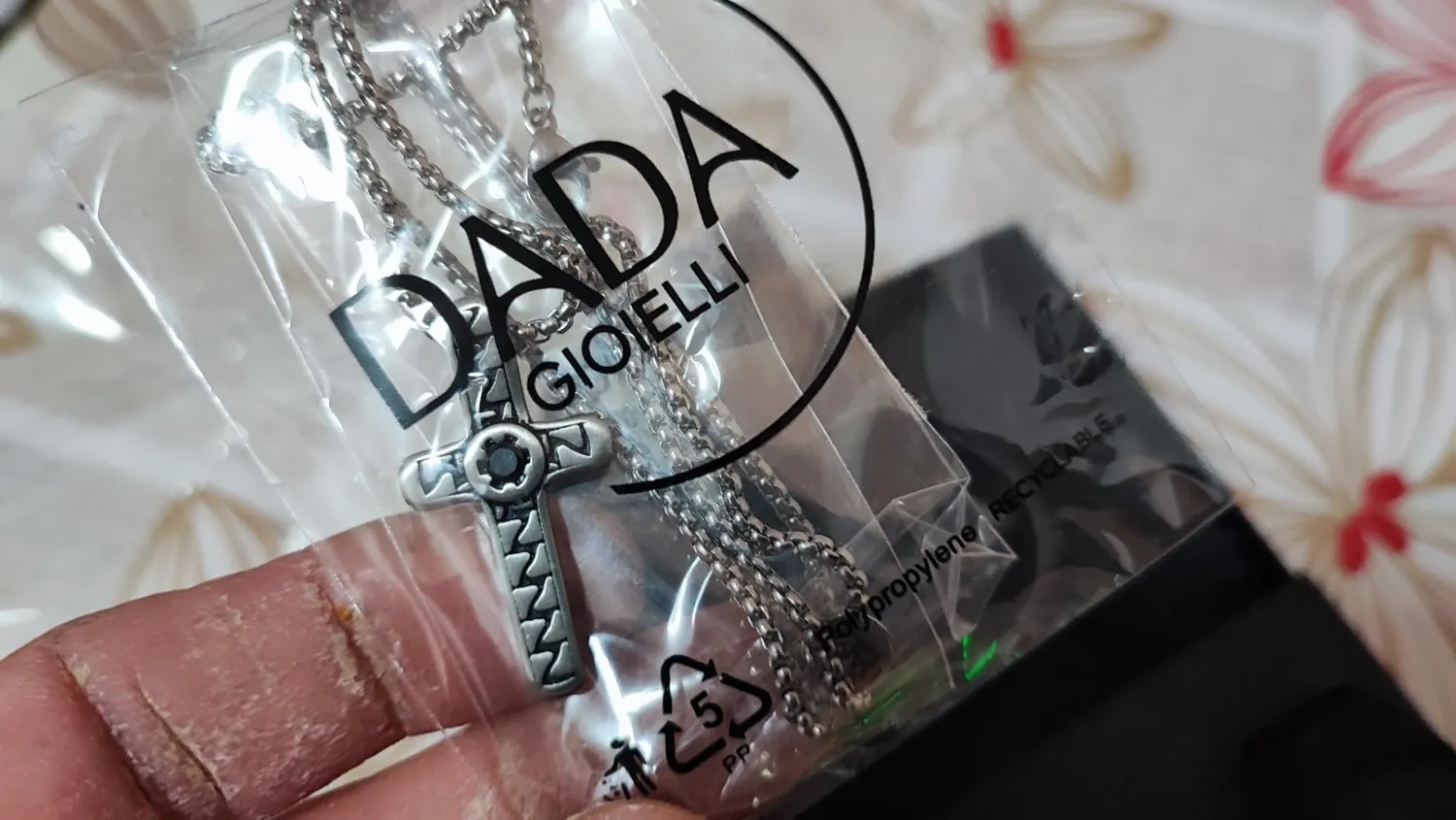 Dada Gioielli Collana Croce Uomo Acciaio Brunito Pietra Nera
